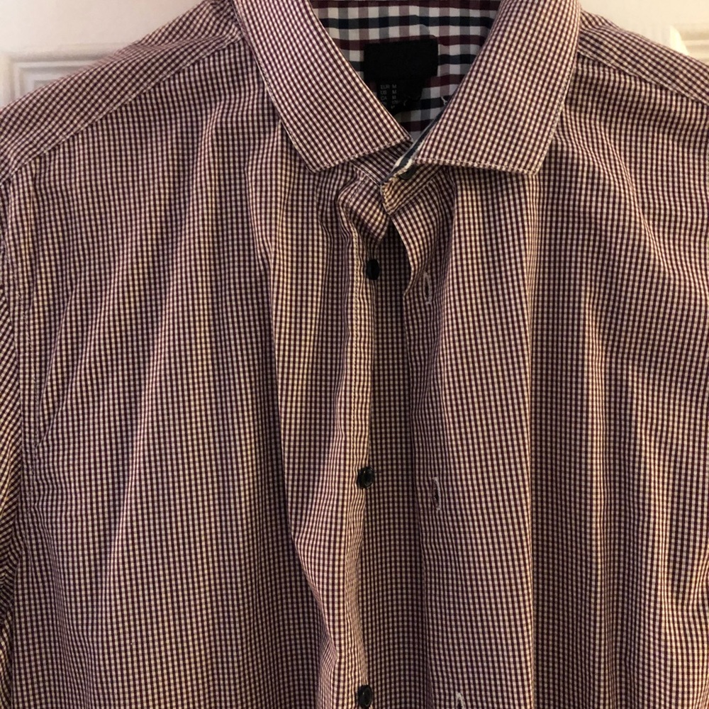 HM size M men’s shirt